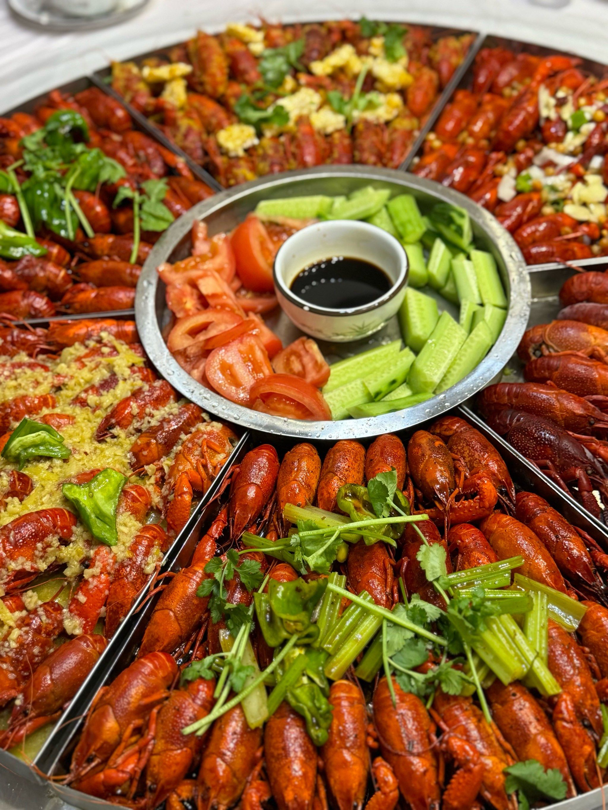 谁懂呀?六种口味的龙虾一次满足的快乐!