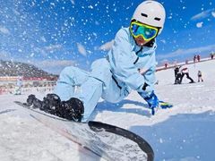 -乔波室内滑雪场