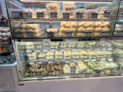 -白玉兰食品甜凤店(合生汇店)