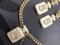 -华夏典当行(龙德广场店)