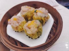 蟹黄鲜虾烧卖-龙的酒楼·手工早茶·顺德菜(近良路店)