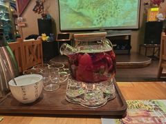 -月亮眼花园餐厅书吧酒吧