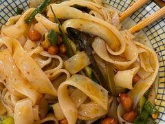 -曾笼笼牛肉饼