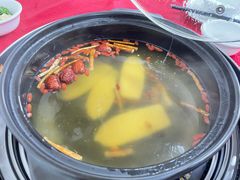 -花苑美食横琴生蚝火锅(拱北粤华路店)