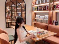 -米漾酒店(深圳会展中心岗厦地铁站店)