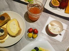 -雍容荟帝王蟹活龙虾展台自助(IFS黑金店)