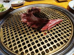 -唯成•韩国炭火烤肉 유성고기
