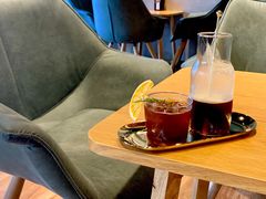 -ZING COFFEE 镜咖啡