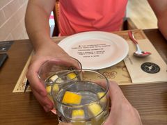 -Mark&Mars Restaurant