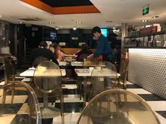 -新大咀港式茶餐厅(宝山万达店)