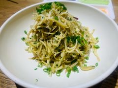 葱油拌笋衣-小大董·烤鸭(王府井apm店)