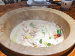 -滇香肴·云南菜蒸汽石锅鱼(云南北路店)