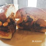 在悠航鲜啤品味屡获殊荣的明星薯条汉堡 