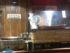 -八月美食小馆(银泰城总店)