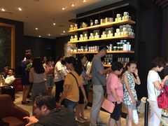 等位区-星巴克(银川金凤万达店)