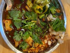 -柳州肥姨妈大骨螺蛳粉(东靖路店)