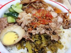 -壹品剁椒猪脚饭(蔡家中央大街店)