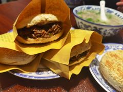 火烧加肉-老三羊汤【北兴隆街店】