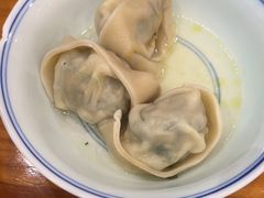 荠菜油渣大馄饨-小方的面(徐家汇店)