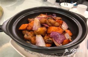 Passion Fruit Braised Spare Ribs
