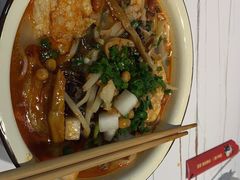 -丽丽三鲜螺蛳粉(田林路店)