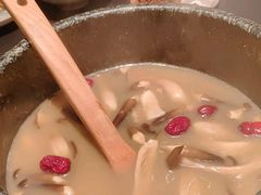 -蘑界·野生菌火锅(深业上城店)