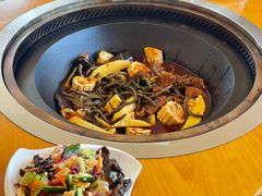 -缘福乡村铁锅炖民宿(八达岭店)
