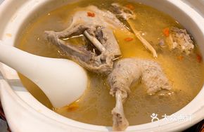 Pickled Radish Stewed with Old Duck