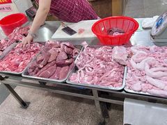 -标记美食新鲜猪杂(兴南大道店)