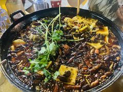 -鸿顺老铁锅美蛙鱼府(解放碑店)