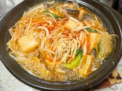 -砂锅米线