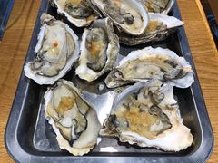 蒜蓉烤生蚝-蚝英雄鲜蚝自助专门店(长楹天街直营店)