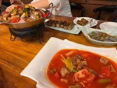 -小厨子私房菜·云南美食店