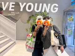 -Olive Young(明洞中央店)