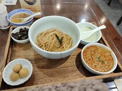 -蟹上黄·蟹黄面·江南糖水(人民广场店)