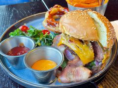 蒙大拿州烧烤汉堡-bluefrog蓝蛙(恒隆广场店)