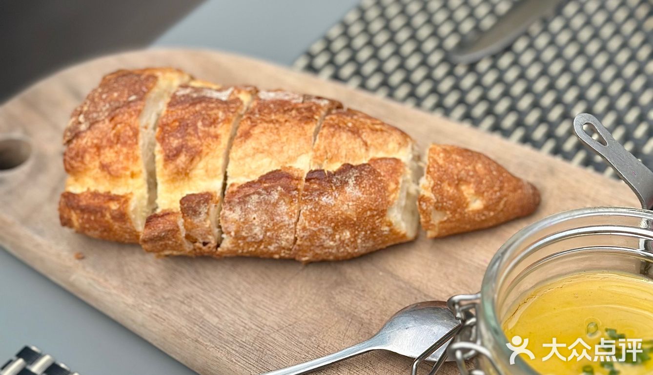 T骨牛排还不错，不过建议早点去！！！