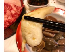 -鲜入围煮花胶鸡海鲜火锅