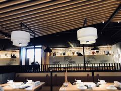 大堂-山城外·非遗酸菜鱼(新都汇融店)