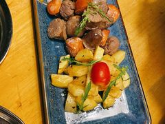 -囧吉香生蚝牛排馆(湖北路店)
