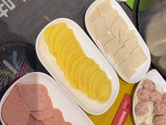 -四季喧黔味豆米火锅(万达广场店)