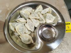 猪肉韭菜饺子-吉林延边牛肉汤饭，大冷面