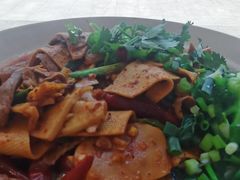 -方铲铲·成都板凳面(滨江银泰店)