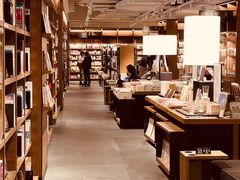 -茑屋书店(天目里店)