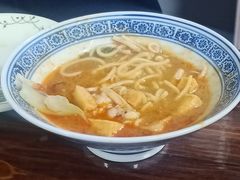 -亚忠小吃店(曾厝垵店)