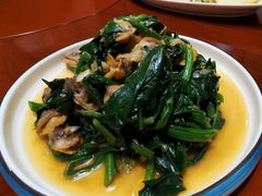菠菜拌毛嘎啦肉-晚归月亮湾私家菜(临邑路店)
