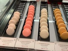 -Salon de The de Joel Robuchon(外滩18号店)