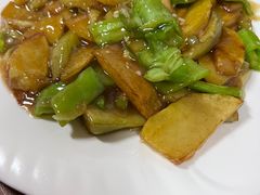 -东北菜冰城一家人