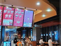 -The Habit Burger Grill 哈比特汉堡(复兴soho店)