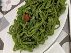 茴香苗拌煎饼-勇利赵家烤肉坊(翠华北路店)